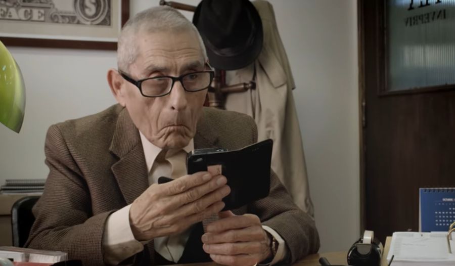 Película El Agente Topo, de Maite Alberdi, que se verá este jueves