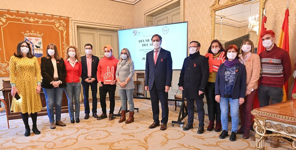 Recepción en el Ayuntamiento al Comité Ciudadano Antisida de Salamanca