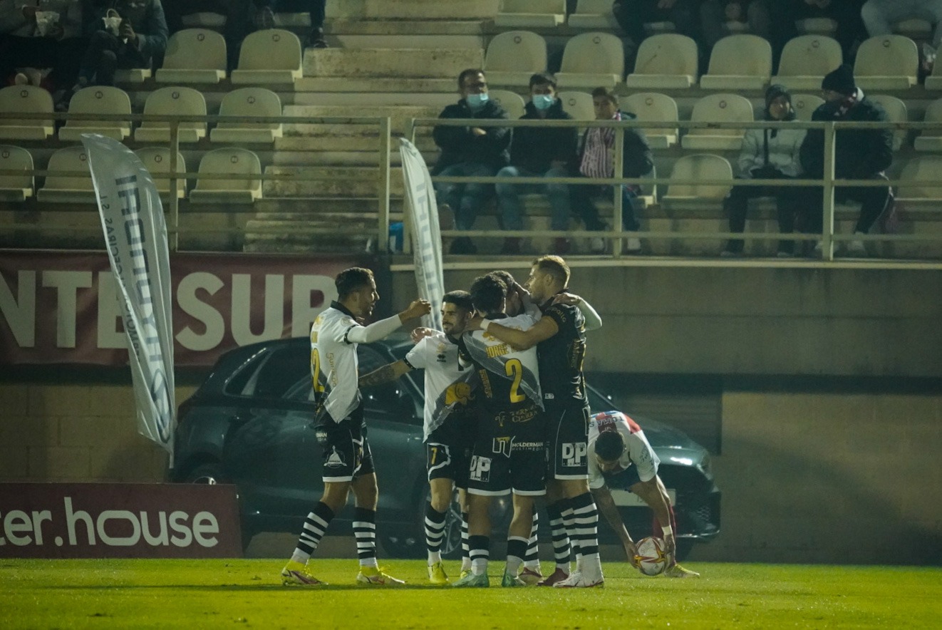 Celebración de uno de los tantos de Rayco / Algeciras CF