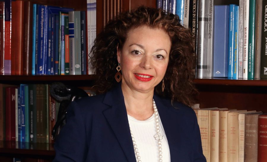 Fernanda Lorenzo, jefa del servicio de Urología en el Complejo Asistencial Universitario de Salamanca