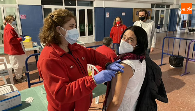 El Comarcal acogía este jueves la vacunación para los pacientes que recibían Janssen