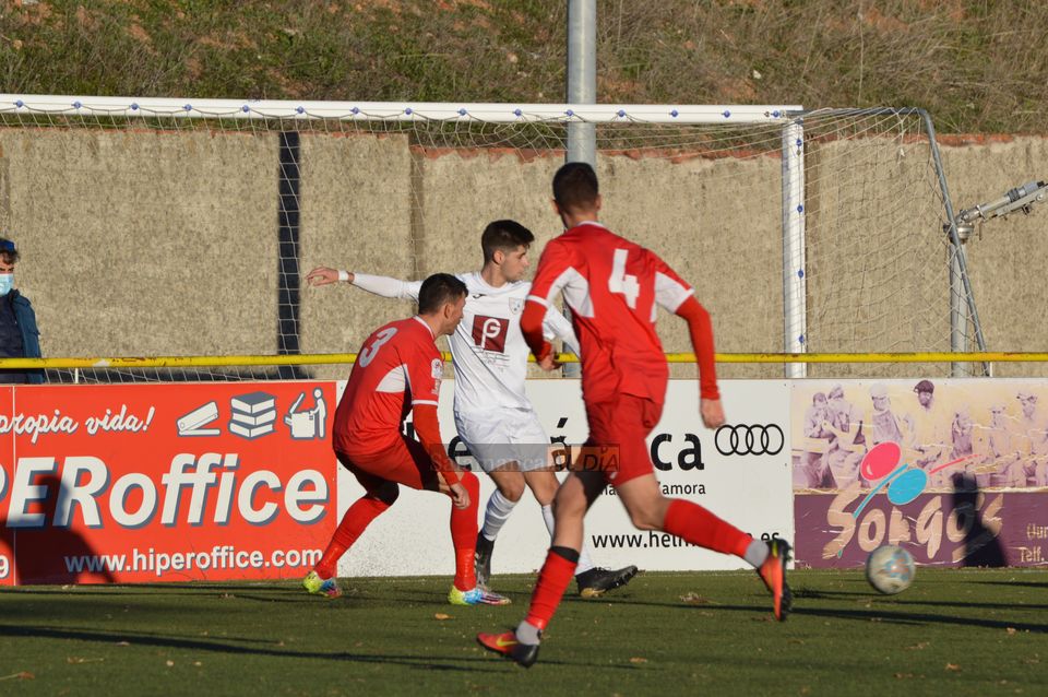 Una acción del Ribert B - Navega en el Ángel Pérez Huerta / Guillermo García