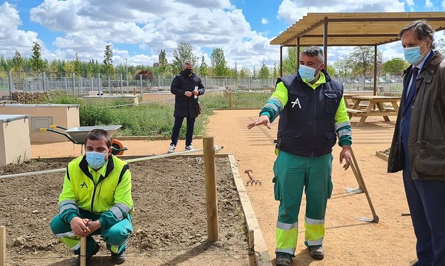 Los Huertos Urbanos de Salamanca, una iniciativa enmarcada en la Estrategia de Desarrollo Urbano Sostenible e Integrado (EDUSI) Tormes+, cofinanciada con fondos FEDER gracias a las políticas de cohesión de la Unión Europea