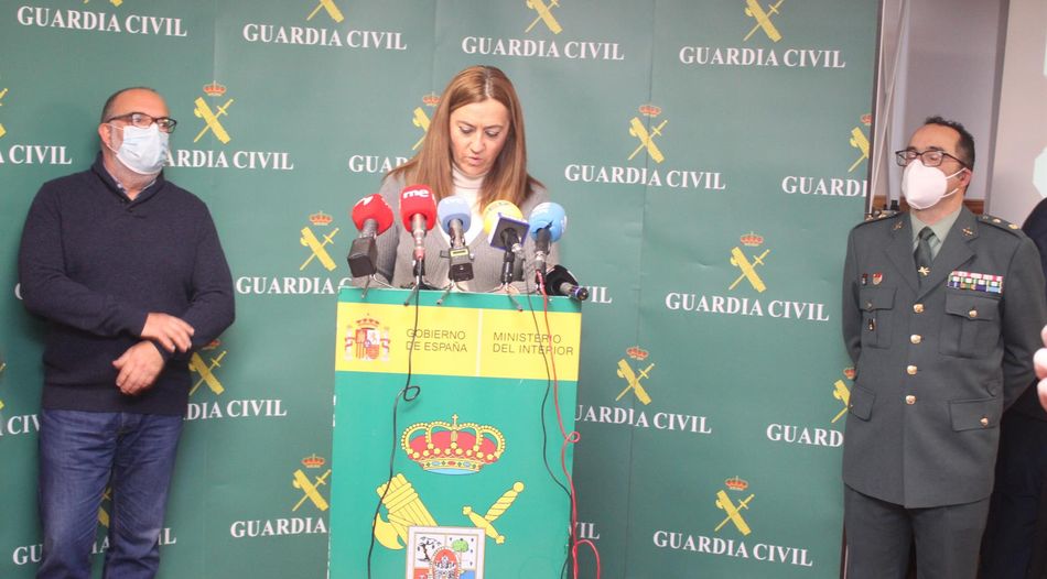 De izda a dcha, Latorre, Barcones y Velarde presentan las inversiones en 59 edificios de Interior en Castilla y León . Foto EP