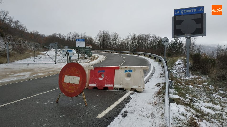 La carretera de acceso a La Covatilla permanece cerrada hoy - Archivo/KR