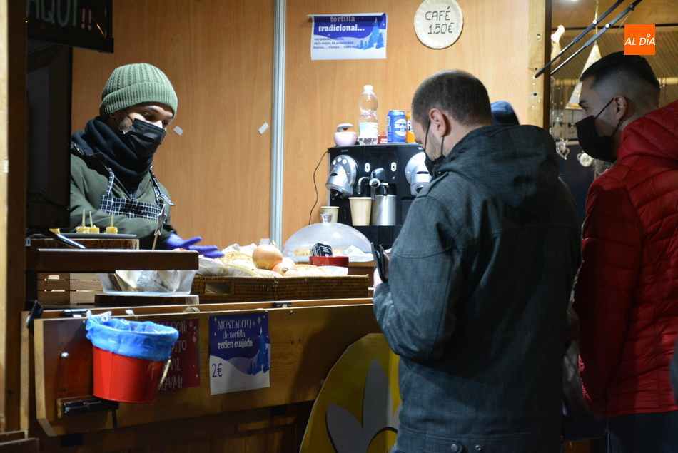 Mercadillo navideño en La Alamedilla