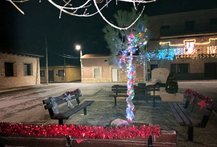 Aldearrubia ha inaugurado su iluminación festiva de Navidad