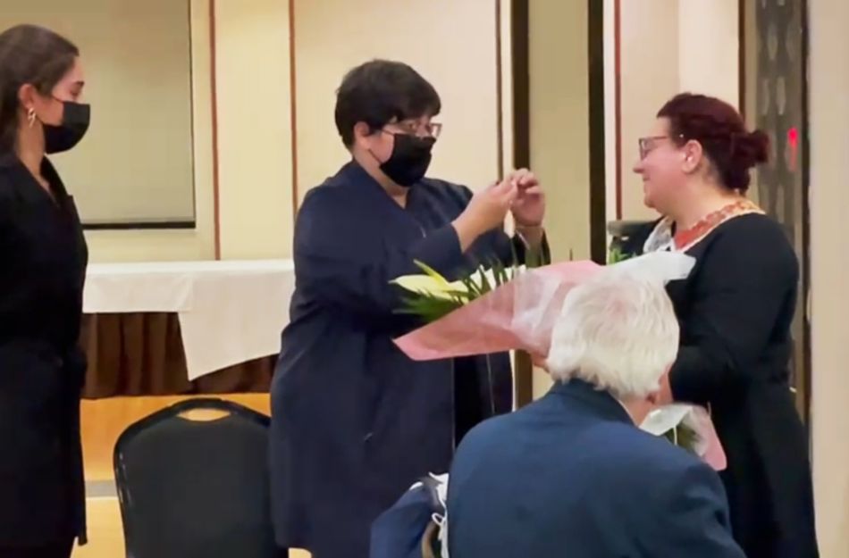 Entrega insignia de plata de la Entidad - INICE