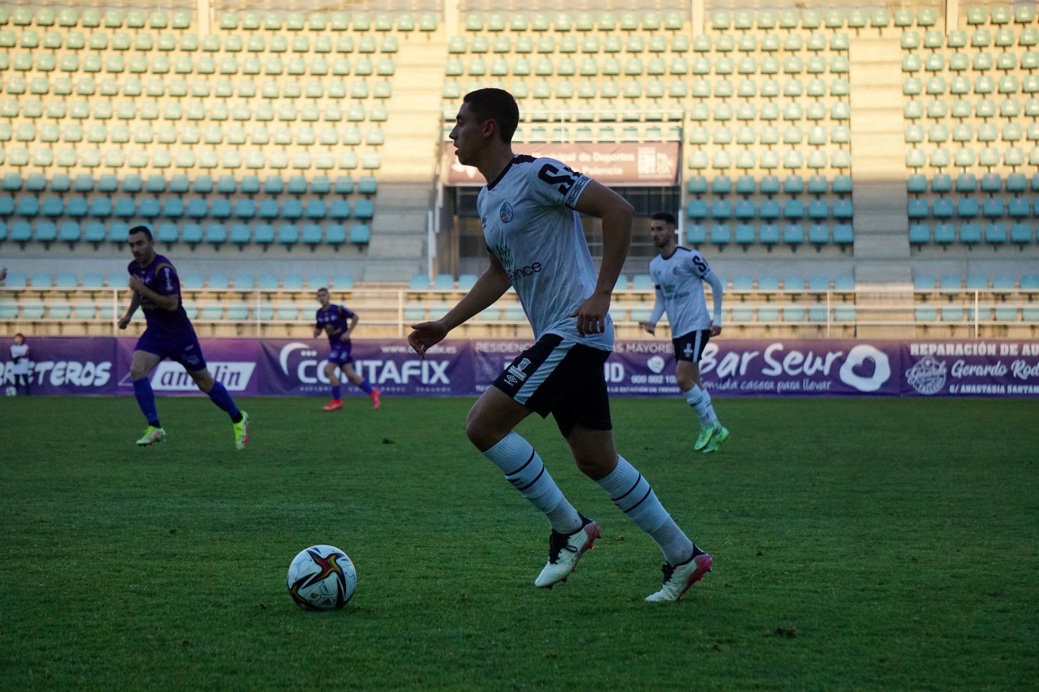 Fer Romero, en el campo del Cristo / Salamanca CF UDS