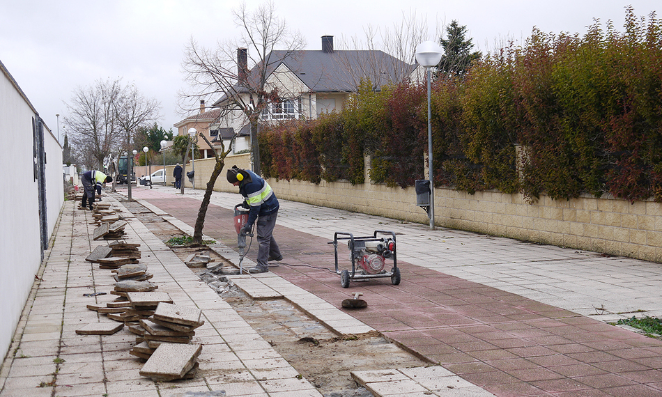 Obras en la calle Soria de Carbajosa