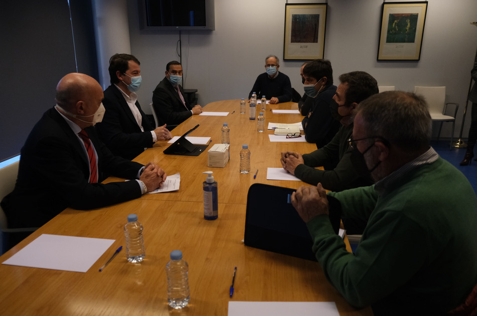 Encuentro con los representantes de la Comunidad de Regantes de La Armuña