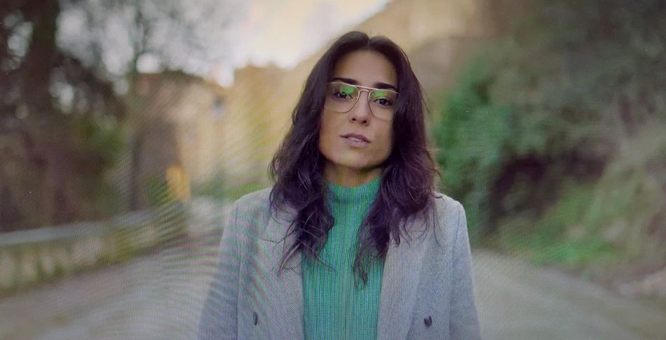 Tati Ballesteros, diplomada en Criminología por la USAL, escritora y productora audiovisual