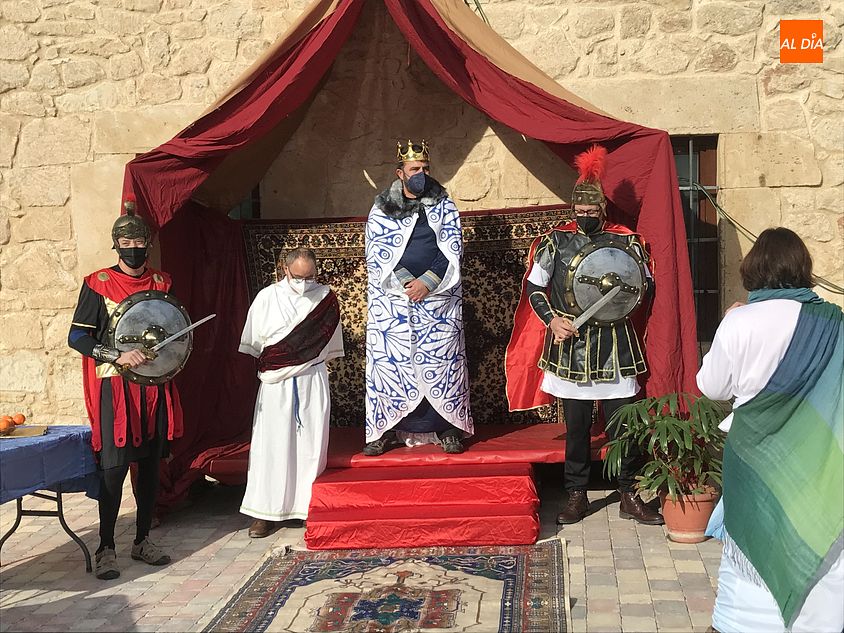 Colorido belén viviente en Rollán un año más - Fotos: Guillermo García