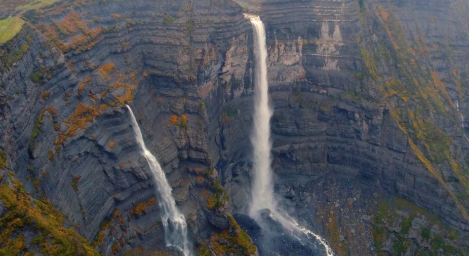 Estupenda imagen del salto del Nervión a vista de dron - Santiago Cobos/Air Evolution